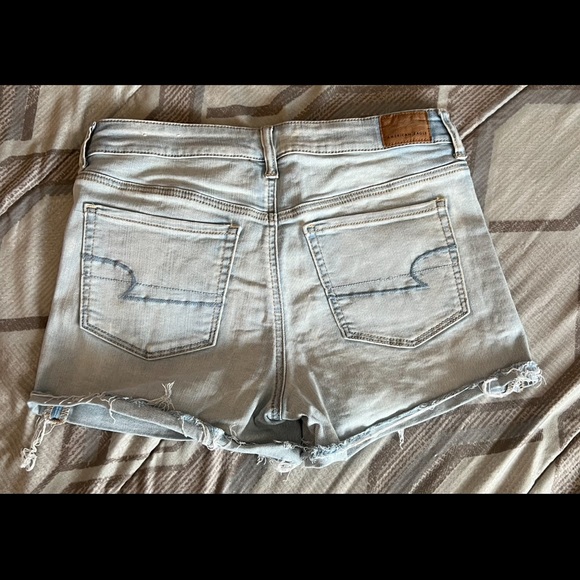 American Eagle Hi-Rise Shortie - Picture 2 of 3